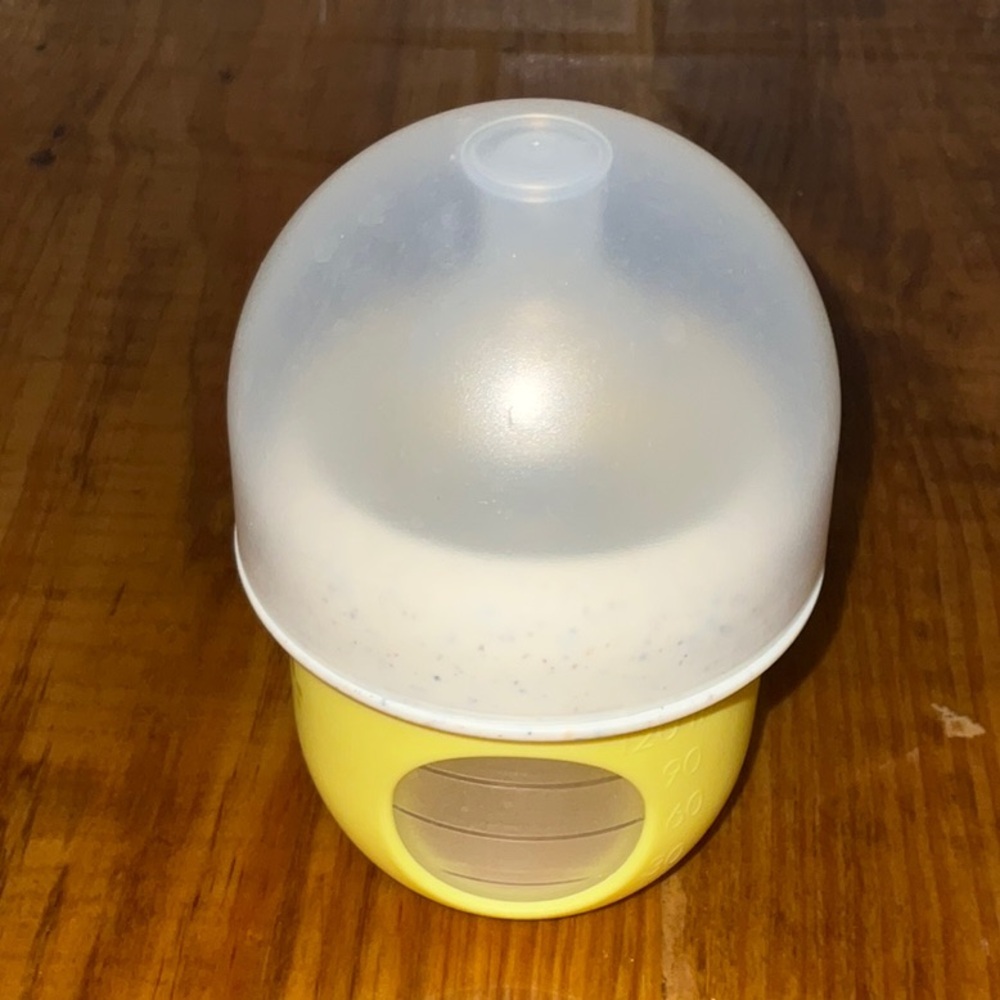Boon Nursh Silicone Baby Bottle (120nL/4oz)